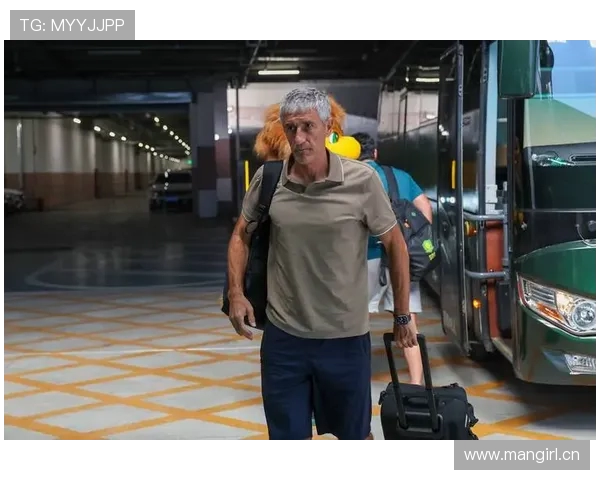 肖赧曝国安新帅与塞蒂恩理念不合引发争执球队问题逐渐浮出水面 肖赧曝国安新帅与塞蒂恩理念不合引发争执球队问题逐渐浮出水面