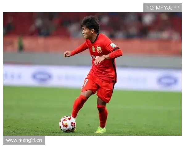 马德兴指出中超球队需走出内卷思维重塑信心勇敢迎战亚冠强敌 马德兴指出中超球队需走出内卷思维重塑信心勇敢迎战亚冠强敌