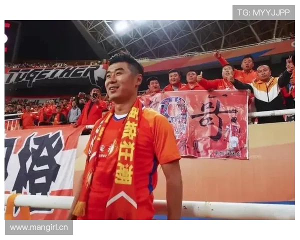 鲁媒报道韩鹏已带队抵达广东 泰山临时主教练人选仍未确定